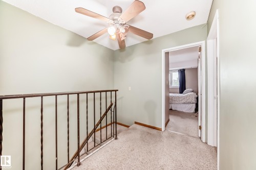 3151 139 Avenue Nw, Edmonton, AB - Indoor Photo Showing Other Room