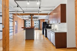 #401 10249 104 ST NW  Edmonton, AB T5J 1B1