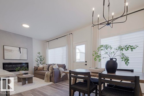 923 17 Avenue Nw, Edmonton, AB - Indoor