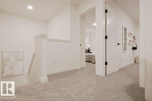 923 17 Avenue Nw, Edmonton, AB - Indoor Photo Showing Other Room