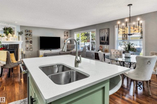 9804 145 Avenue Nw, Edmonton, AB - Indoor