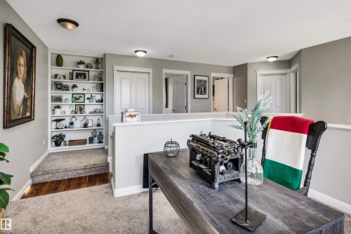 9804 145 Avenue Nw, Edmonton, AB - Indoor Photo Showing Other Room
