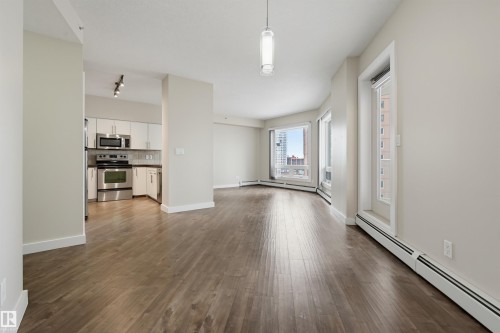 #801 10136 104 St Nw, Edmonton, AB - Indoor