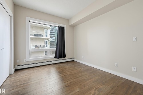 #801 10136 104 St Nw, Edmonton, AB - Indoor Photo Showing Other Room