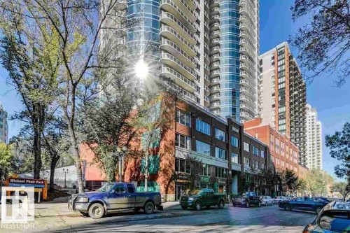 #801 10136 104 St Nw, Edmonton, AB - Outdoor With Facade