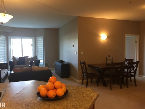#111 4316 139 Av Nw, Edmonton, AB - Indoor