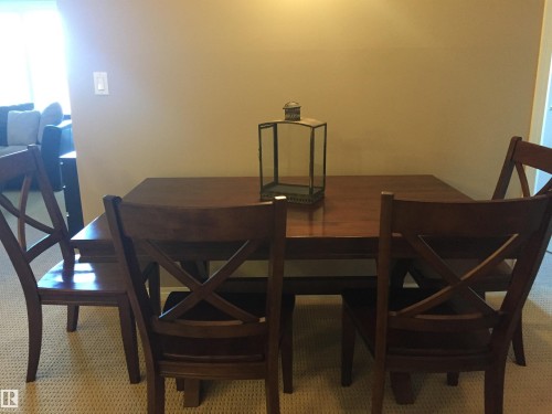 #111 4316 139 Av Nw, Edmonton, AB - Indoor Photo Showing Dining Room