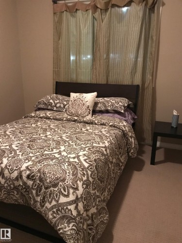 #111 4316 139 Av Nw, Edmonton, AB - Indoor Photo Showing Bedroom