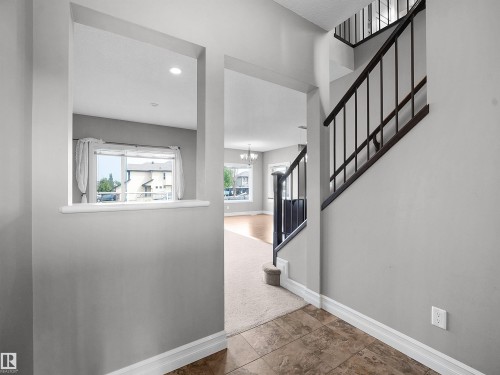 3623 15A Street Nw, Edmonton, AB - Indoor Photo Showing Other Room