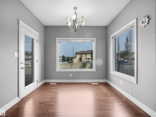 3623 15A Street Nw, Edmonton, AB - Indoor Photo Showing Other Room