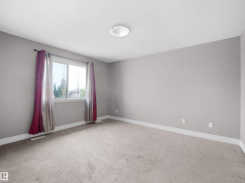 3623 15A Street Nw, Edmonton, AB - Indoor Photo Showing Other Room