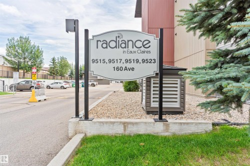 #401 9523 160 Av Nw, Edmonton, AB - Outdoor