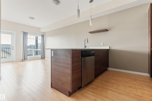#401 9523 160 Av Nw, Edmonton, AB - Indoor Photo Showing Kitchen