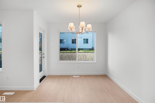 19 Emmett Way, Spruce Grove, AB - Indoor Photo Showing Other Room