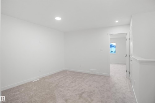 21 Emmett Way, Spruce Grove, AB - Indoor Photo Showing Other Room