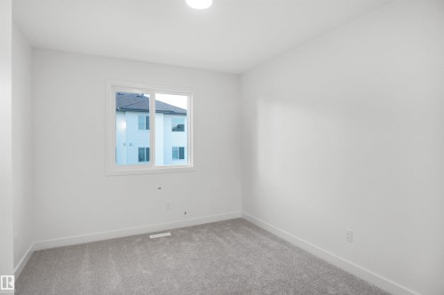 21 Emmett Way, Spruce Grove, AB - Indoor Photo Showing Other Room