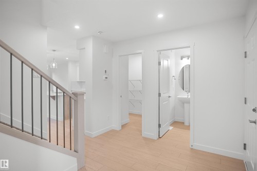21 Emmett Way, Spruce Grove, AB - Indoor Photo Showing Other Room