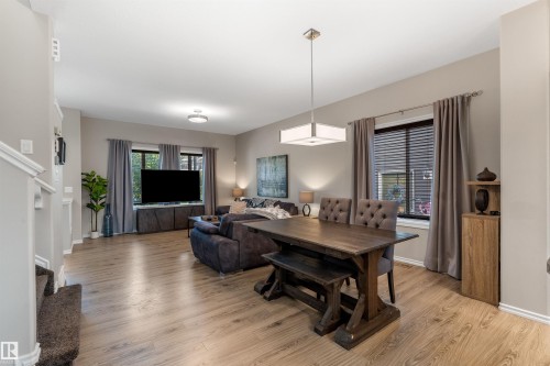 22107 88 Avenue Nw, Edmonton, AB - Indoor