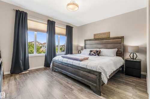 22107 88 Avenue Nw, Edmonton, AB - Indoor Photo Showing Bedroom