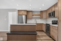 #131 5504 SCHONSEE DR NW  Edmonton, AB T5Z 0N9