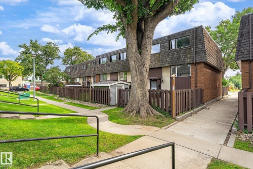 3317 107 Avenue Nw, Edmonton, AB - Outdoor