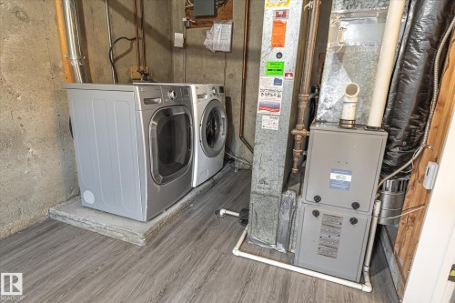 3317 107 Avenue Nw, Edmonton, AB - Indoor Photo Showing Laundry Room