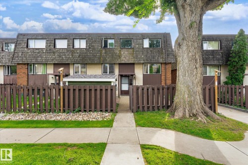 3317 107 Avenue Nw, Edmonton, AB - Outdoor