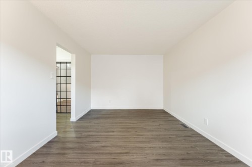 3317 107 Avenue Nw, Edmonton, AB - Indoor Photo Showing Other Room