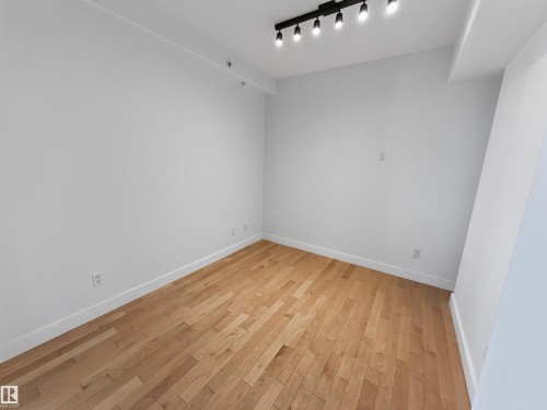 #803 10028 119 St Nw, Edmonton, AB - Indoor Photo Showing Other Room