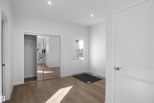 22940 82 Avenue Nw, Edmonton, AB - Indoor Photo Showing Other Room