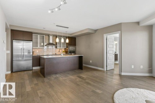 #1102 10388 105 St Nw, Edmonton, AB - Indoor Photo Showing Kitchen