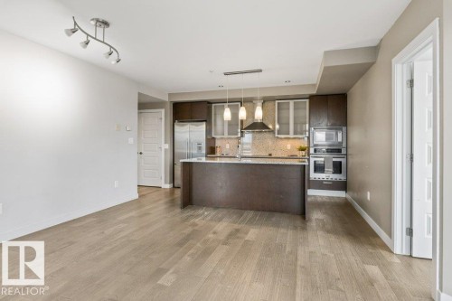 #1102 10388 105 St Nw, Edmonton, AB - Indoor Photo Showing Kitchen