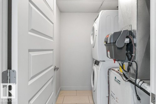 #1102 10388 105 St Nw, Edmonton, AB - Indoor Photo Showing Laundry Room