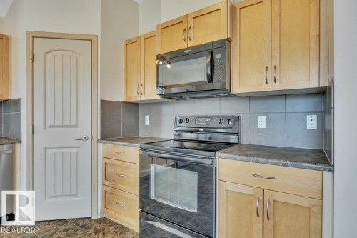 #90 604 62 St Sw, Edmonton, AB - Indoor Photo Showing Kitchen