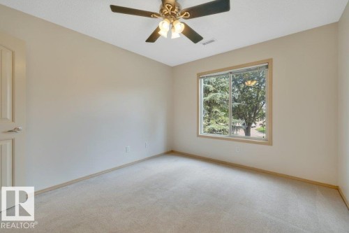 #90 604 62 St Sw, Edmonton, AB - Indoor Photo Showing Other Room
