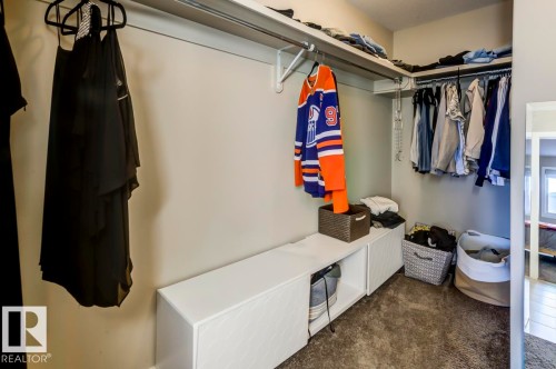 2339 Ware Crescent Nw, Edmonton, AB - Indoor With Storage