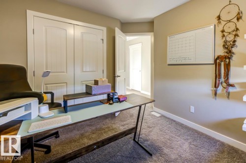 2339 Ware Crescent Nw, Edmonton, AB - Indoor Photo Showing Other Room