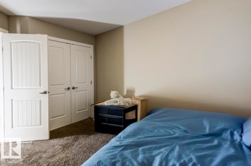2339 Ware Crescent Nw, Edmonton, AB - Indoor Photo Showing Bedroom