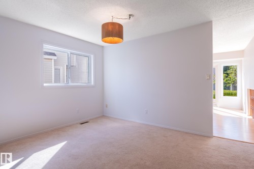 435 Ormsby Road Nw, Edmonton, AB - Indoor Photo Showing Other Room