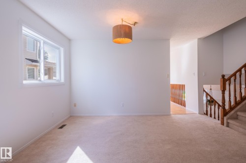 435 Ormsby Road Nw, Edmonton, AB - Indoor Photo Showing Other Room