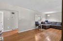 7804 136 Avenue Nw, Edmonton, AB  - Indoor Photo Showing Living Room 