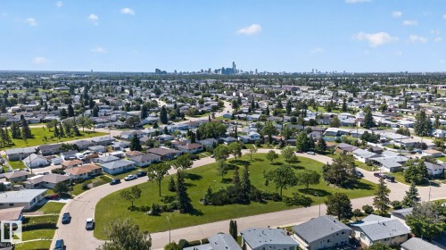 7804 136 Avenue Nw, Edmonton, AB - Outdoor With View