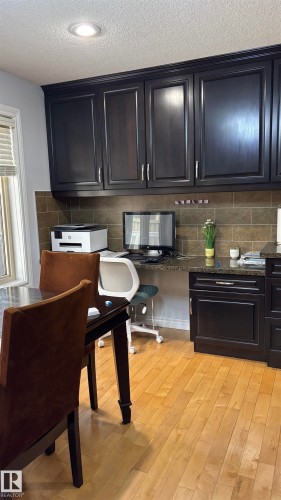2545 Anderson Way Southwest, Edmonton, AB - Indoor Photo Showing Kitchen