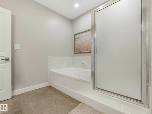 #302 11025 83 Av Nw, Edmonton, AB - Indoor Photo Showing Bathroom