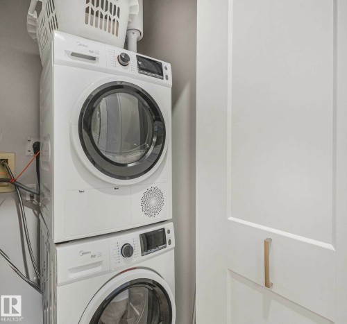 #302 11025 83 Av Nw, Edmonton, AB - Indoor Photo Showing Laundry Room