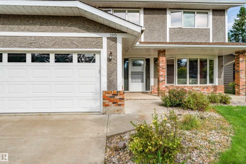 190 Gariepy Crescent Nw, Edmonton, AB - Outdoor With Facade