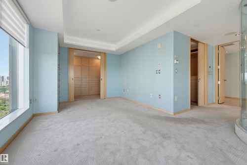 #901 10035 Saskatchewan Dr Nw, Edmonton, AB - Indoor Photo Showing Other Room