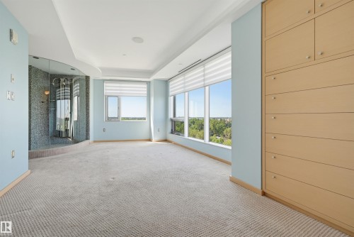 #901 10035 Saskatchewan Dr Nw, Edmonton, AB - Indoor Photo Showing Other Room