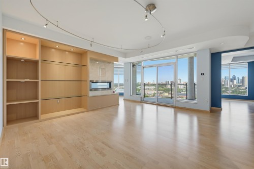 #901 10035 Saskatchewan Dr Nw, Edmonton, AB - Indoor Photo Showing Other Room