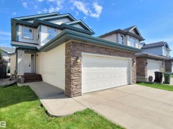 2562 Hanna Crescent NW  Edmonton, AB T6R 3P7